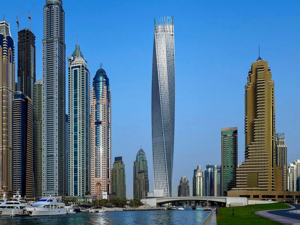 dubai architectural attraction cayan tower or infinity tower