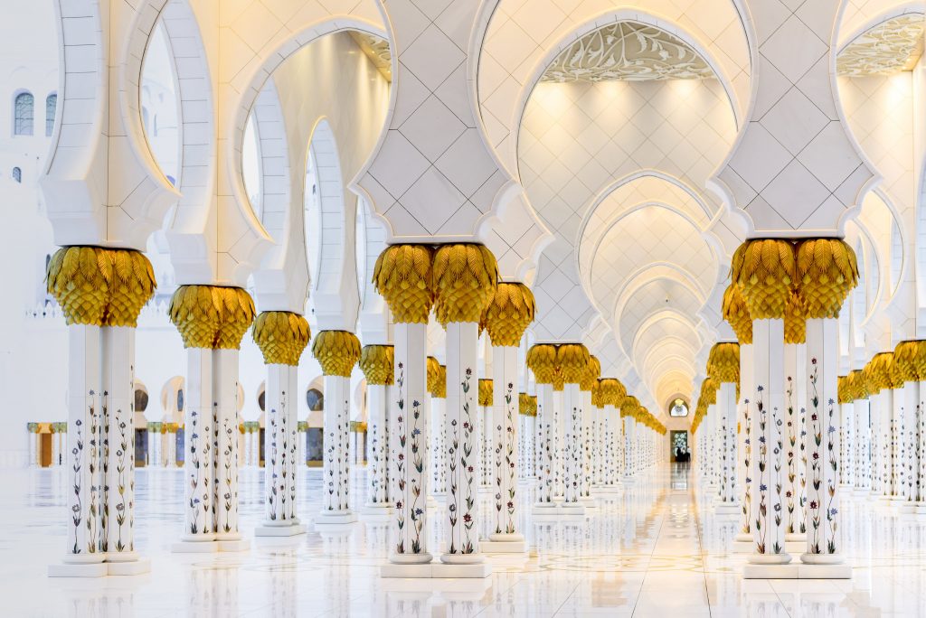 sheikh zayed grand mosque pillars